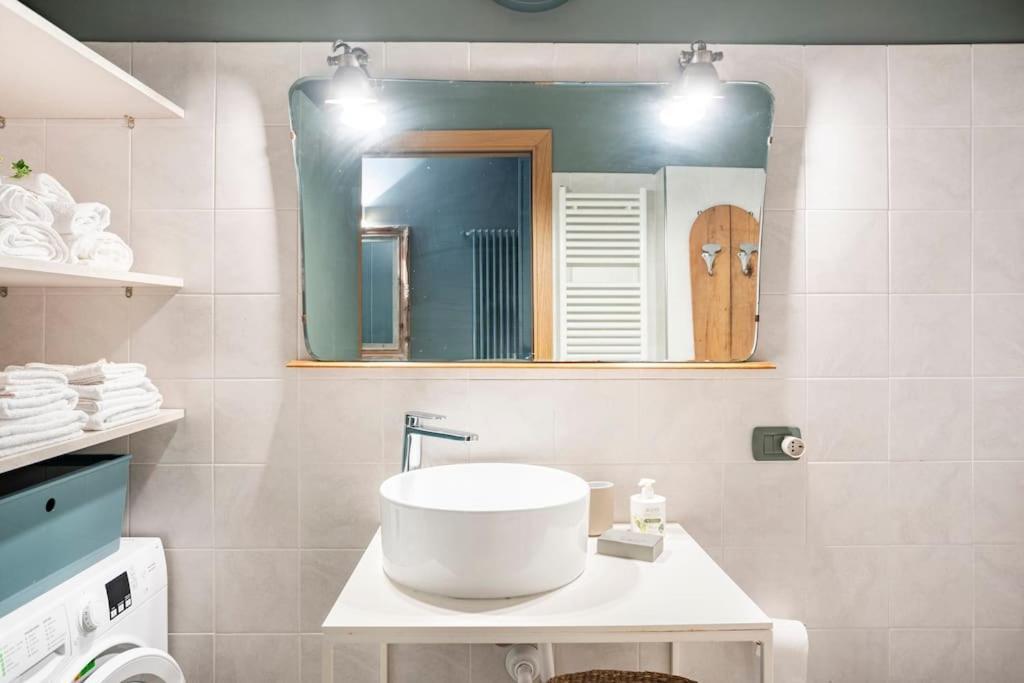 Bergamo Center Suite Mia - Modern & Green + Wifi מראה חיצוני תמונה