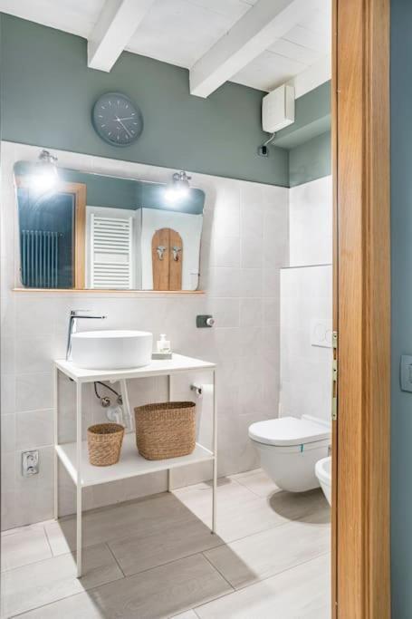 Bergamo Center Suite Mia - Modern & Green + Wifi מראה חיצוני תמונה