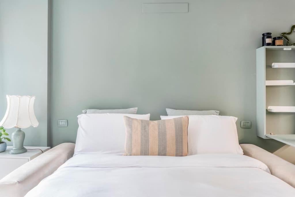 Bergamo Center Suite Mia - Modern & Green + Wifi מראה חיצוני תמונה